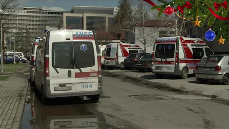 Лекарите со совети да не се претерува со пиењето и јадењето на новогодишната ноќ