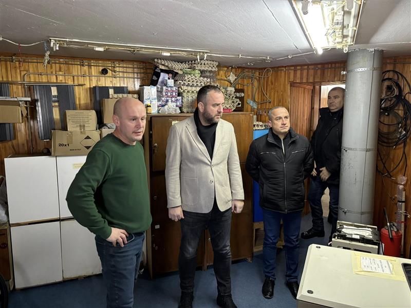 Тошковски ја започна годината со посета на службениците на Солунска Глава