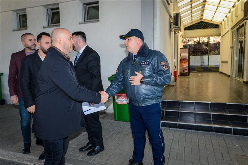Заменик министерот за внатрешни работи Исени на терен со полициските службеници на ГП Блаце и ЕВР Чаир