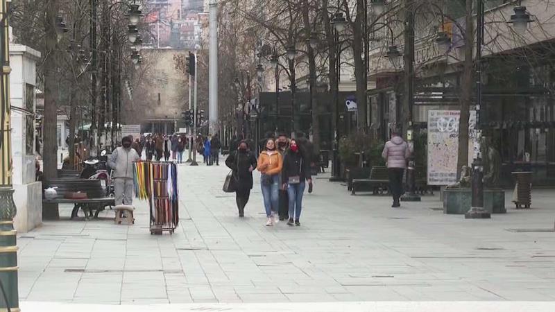 Живееме подолго, но сме помалубројни: повеќе умрени од родени, сè помалку бракови, сè повеќе разводи