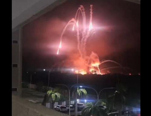 Видео: Експлозии во Каракас, заблежани и авиони во низок лет