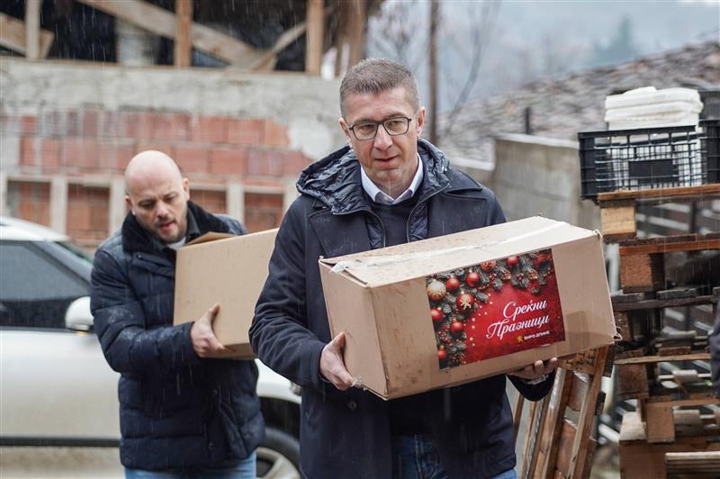 Мицкоски: Денеска поделивме пакети помош во Карпош, Гази Баба, Чаир, Аеродром, Ѓорче Петров, Кисела Вода, Бутел и Центар 