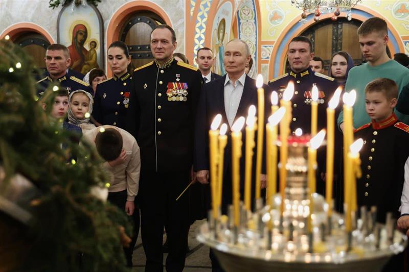 Путин на божиќна служба ја истакна „светата мисија“ на руските војници