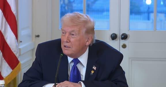 Трамп: Данците пред 500 години пристигнаа на Гренланд, тоа не значи дека е нивен (ВИДЕО)