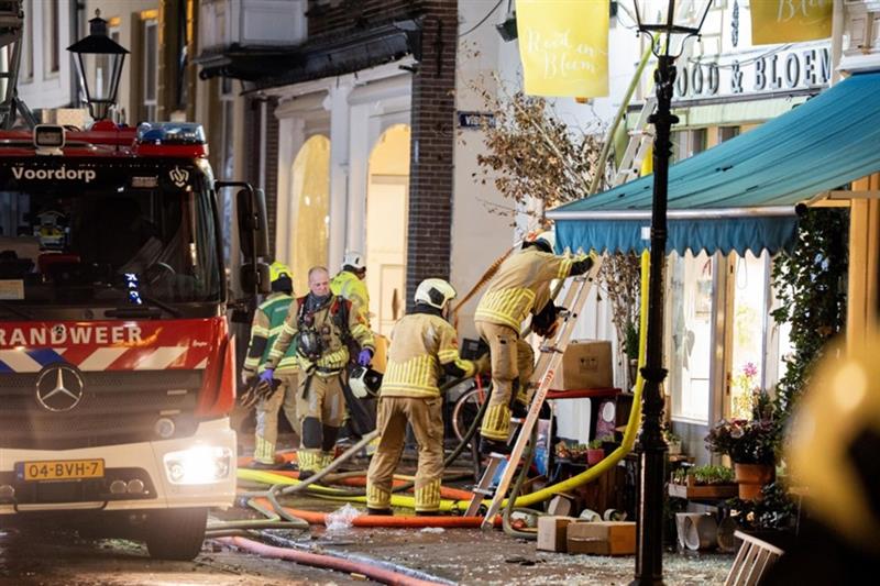 Експлозија и пожар во станбена зона во Утрехт- најмалку четворица повредени (ВИДЕО)