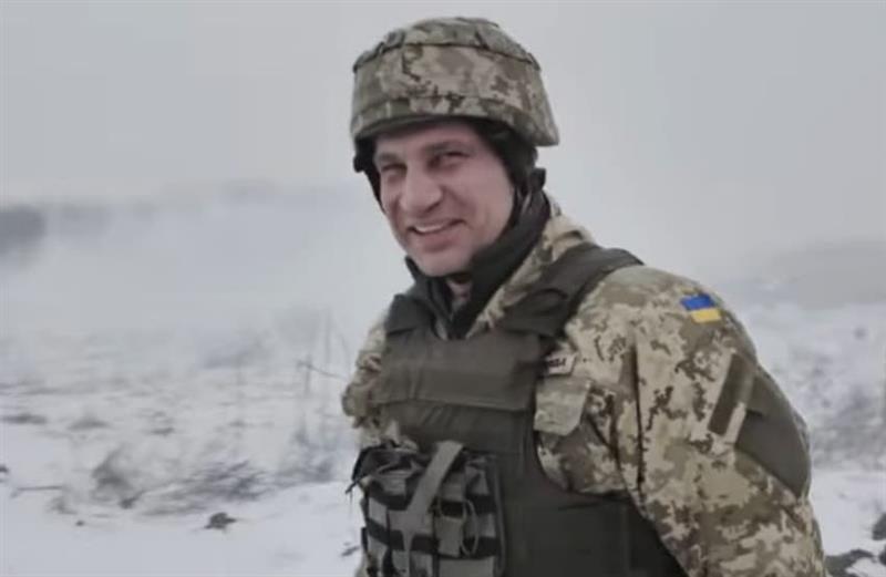 Кличко: Киев има само половина електрична енергија што му е потребна 