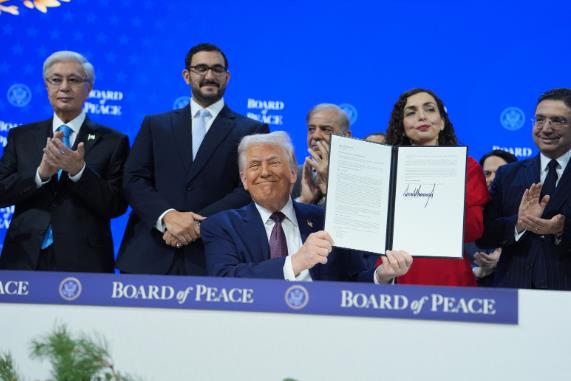 Со потпишување на Повелбата стапи во сила Одборот за мир на Трамп