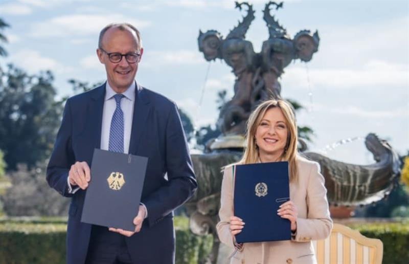 Германија и Италија потпишаа договор за зајакнување на одбранбената соработка