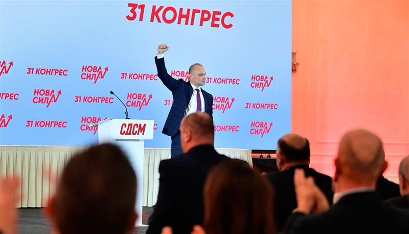 Филипче: Мицкоски беше турист во Давос, Македонија никогаш поизолирана