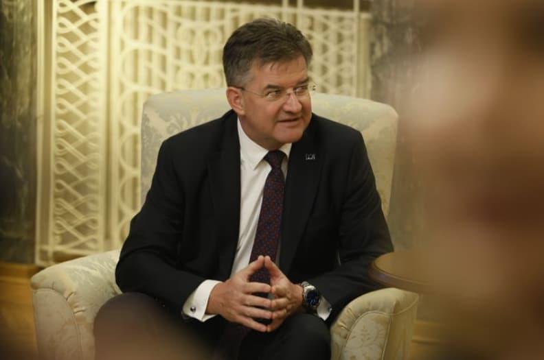 Мирослав Лајчак си поднесе оставка по објавената преписка со Епштајн 