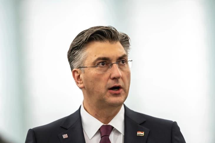 Пленковиќ ги отфрла обвинувањата за кршење на Уставот