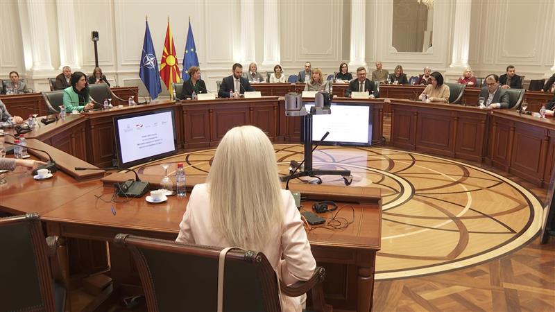 Закон за работно ангажирање лица: Студентите и пензионерите легално ќе работат без да ги изгубат правата