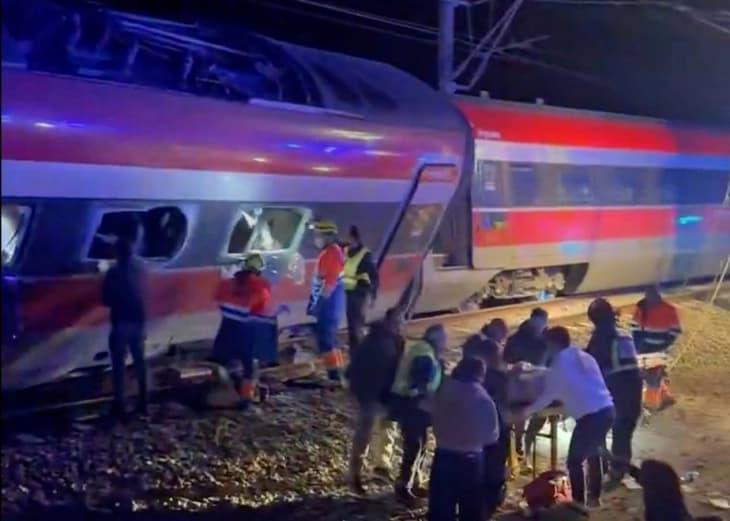 Машиновозачите во Шпанија најавија тридневен штрајк по железничките несреќи