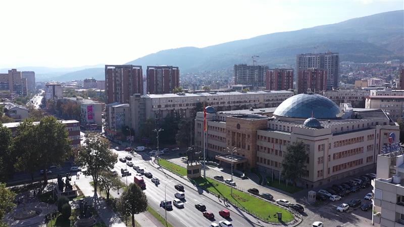 И покрај блокадата на ССМ, Собранието утре ќе работи