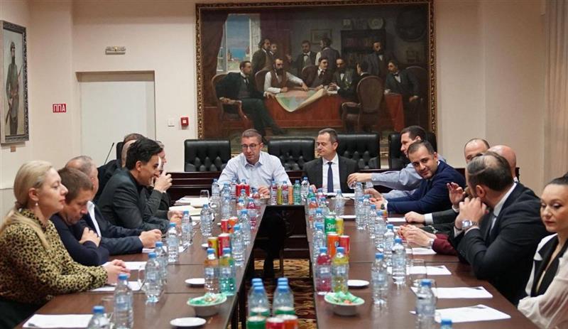 Мицкоски: На седницата на новиот состав на ИК се донесе одлука за избор на повеќе претседатели на партиски комисии