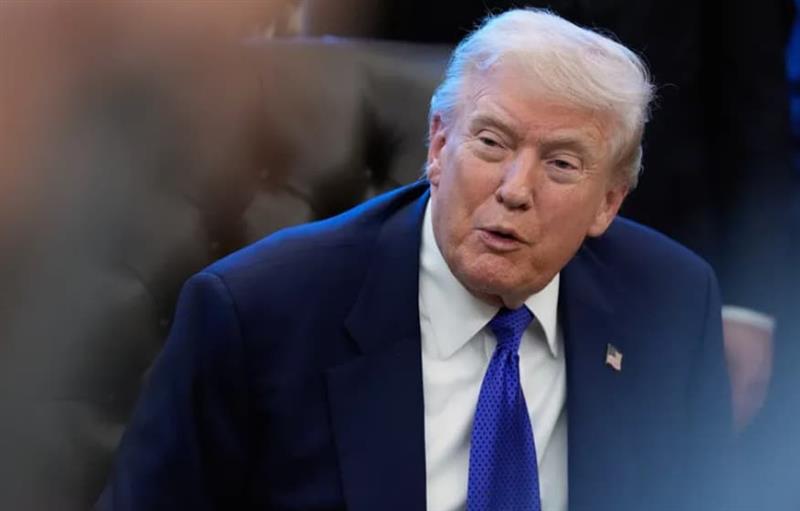 Трамп го прашаа дали разгледува ограничен напад врз Иран (ВИДЕО)