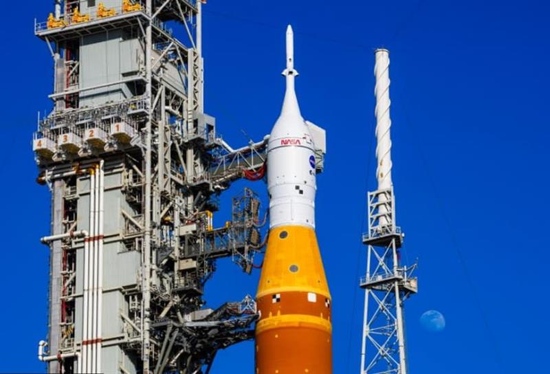 НАСА ја повлекува ракетата „Артемис II“ од лансирната рампа поради дефект- ќе има ли лансирање во април? 