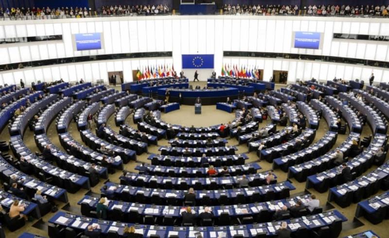 Европскиот парламент го одложи спроведувањето на царинскиот договор меѓу ЕУ и САД