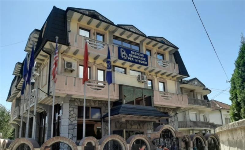 ДУИ: За Филков, албанскиот јазик во правосудниот испит „не постои“