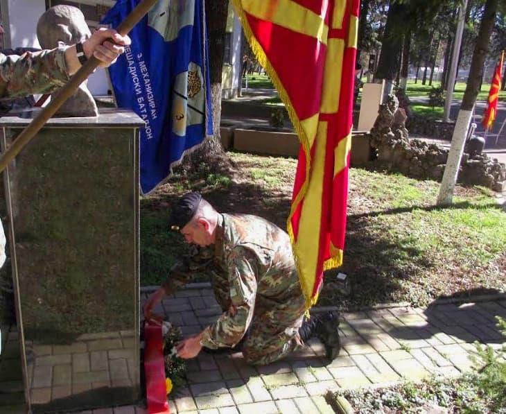 Во тетовската касарна одбележана 82-годишнината од загинувањето на Кузман Јосифоски - Питу
