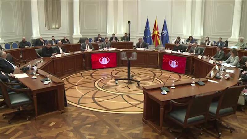 ЕСС: Минималната плата се зголемува за нешто над 1.600 денари, ќе биде 26.046 денари