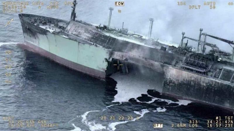 Руски танкер е погоден во напад на Украинци во близина на Малта (ВИДЕО)