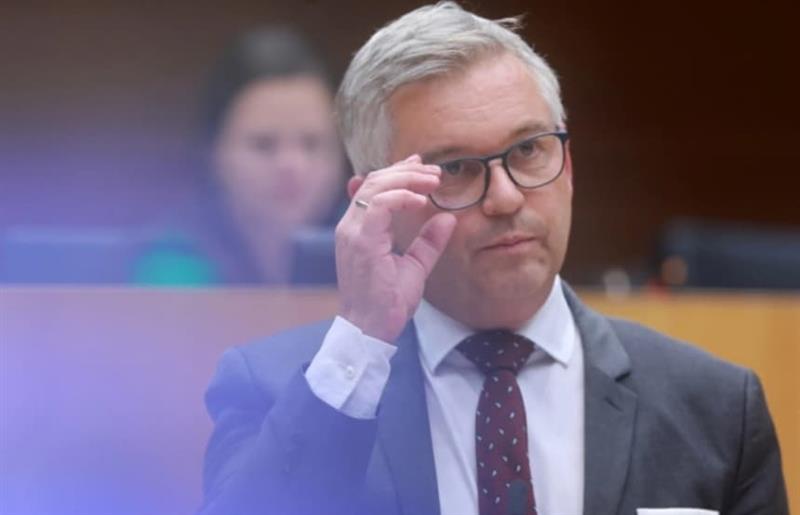 ЕК: Засега нема индикации за мигрантски бранови поради војната во Иран