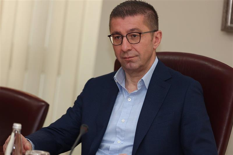 Мицкоски: Остварив телефонски разговор со премиерот и министер за надворешни работи на Катар, Шеик Мохамед бин Абдулрахман Ал-Тани