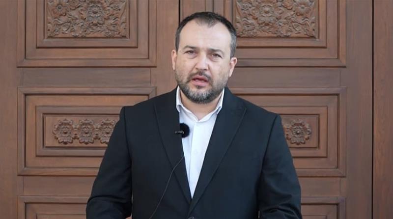 Лефков: Дали и колку пари Филипче и Заев земале за продажбата на името?