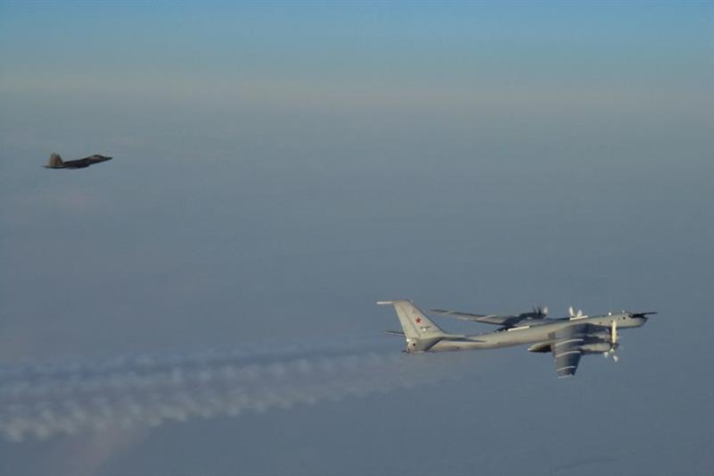 Пресретнати руски авиони Ту-142 над Алјаска- НОРАД крена осум летала во вонредната акција (ВИДЕО)