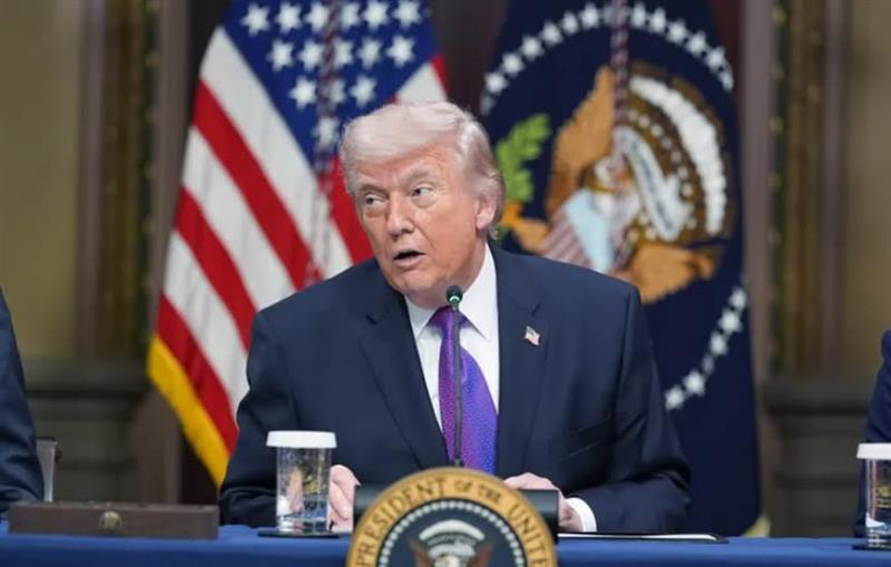 Трамп: САД официјално ја признаа актуелната влада на Венецуела за легитимна