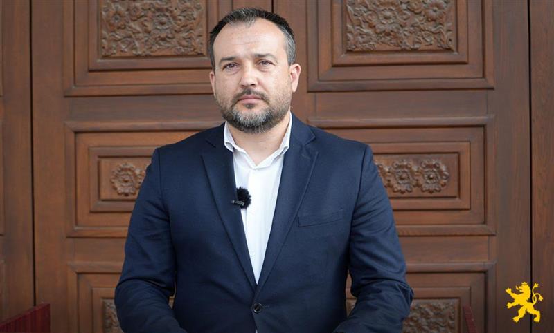 Лефков: Венко збори едно – Филипче друго, нема договори или преговори за никакви мигрантски кампови и мигранти во Македонија