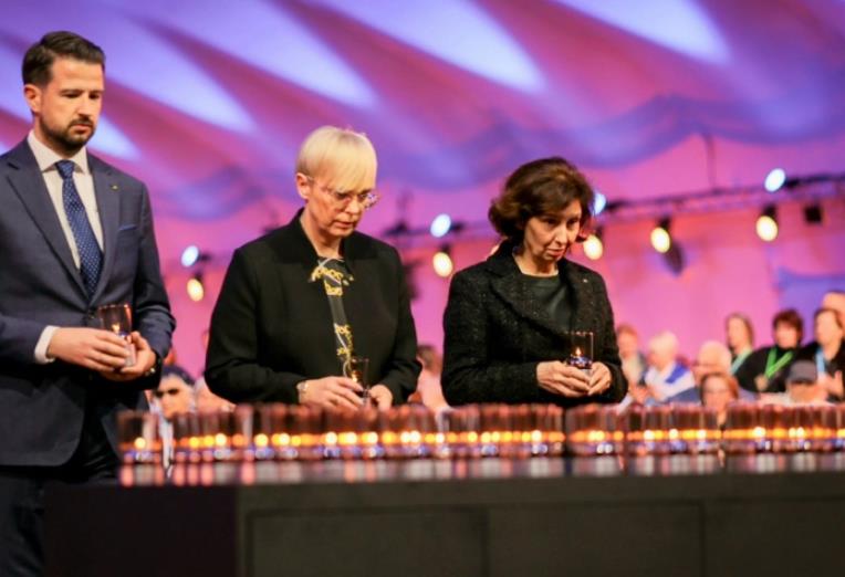 Претседателката Сиљановска-Давкова на комеморација за македонските Евреи во Меморијалниот и музејски комплекс „Треблинка“ во Полска