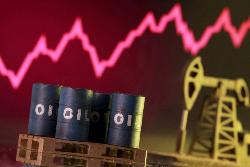 Договорено е историско ослободување на нафта од светските резерви