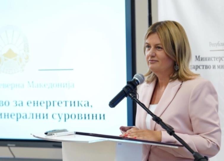 Божиновска и дирекорот на ОКТА АД - Скопје ќе информираат за снабдувањето и цените на нафтените деривати