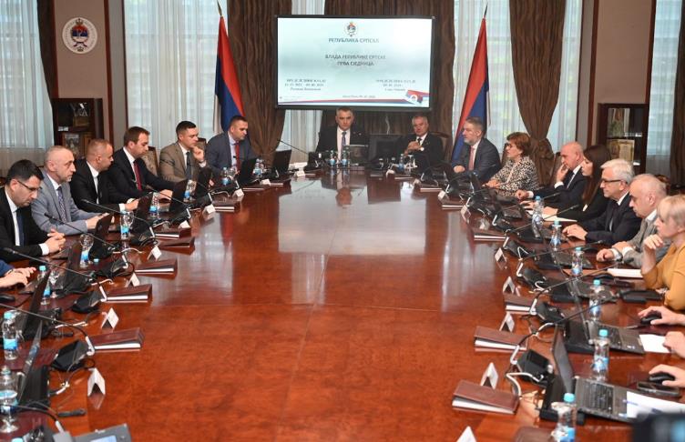 Владата на Република Српска падна поради незаконски именувања