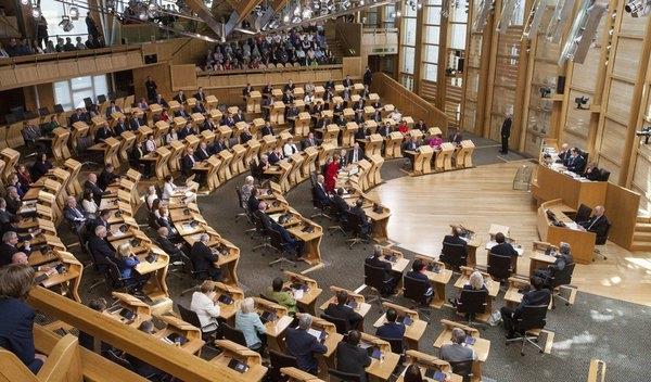Шкотскиот парламент го отфрли законот за асистирано умирање