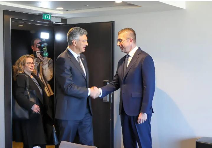 Пленковиќ: Македонија заслужува јасна ЕУ-перспектива