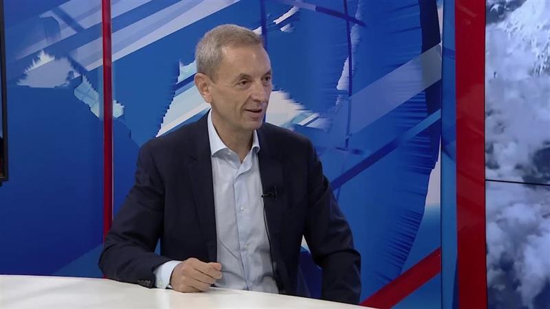 Издадена поштенска марка „Кедев - 14 највисоки врвови“ во чест на врвниот подвиг на Сашко Кедев, промоцијата на 2 април