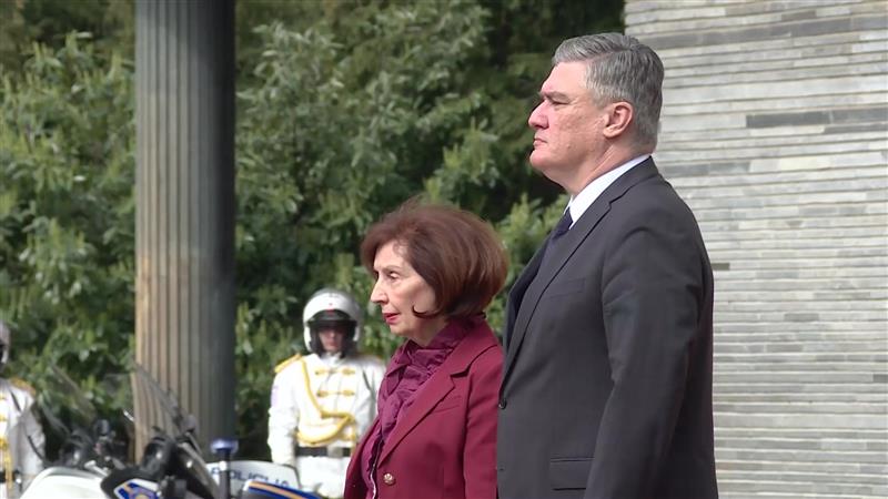 Средба Сиљановска Давкова – Милановиќ: Патот на Македонија кон ЕУ предолго трае