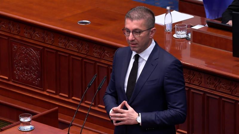 Мицкоски: Платите во здравствените работници ќе пораснат во април, буџетот во здравство е приближно 1 милијарда евра