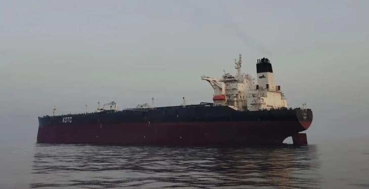 Нема истекување на нафта по нападот на кувајтскиот танкер во близина на пристаништето во Дубаи
