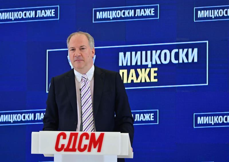 Жерновски: Лажеше за името, сега лаже за ЕУ - Мицкоски ја краде иднината на младите
