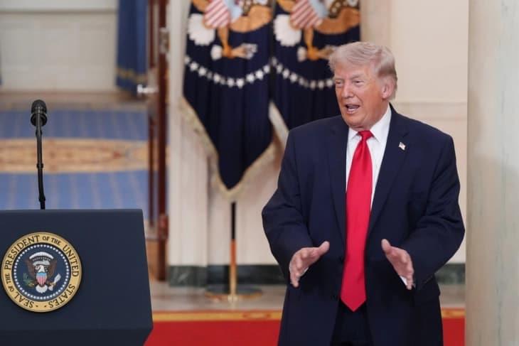 По острите закани кон Иран, Трамп сега вели дека постојат „добри шанси“ за постигнување договор пред истекот на ултиматумот