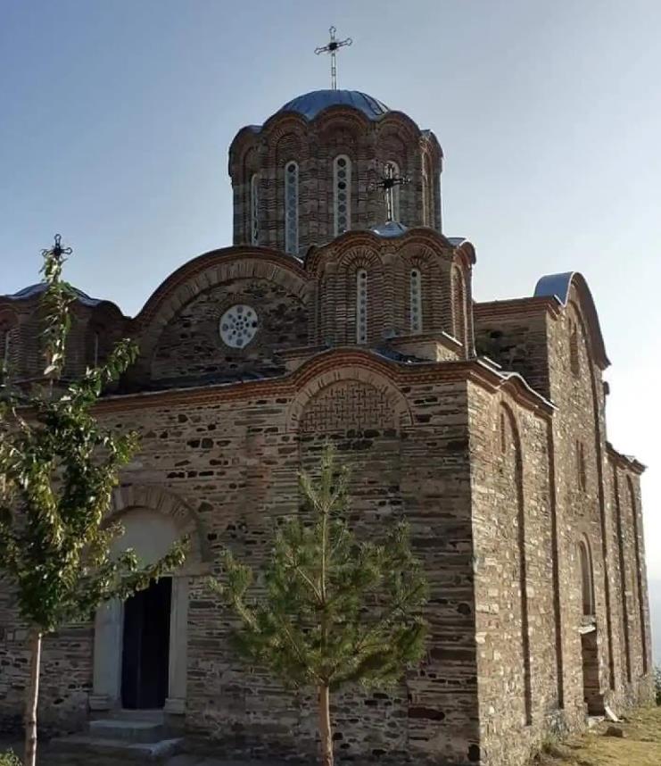 Почина Јасмина Зисовска, една од најистакнатите активисти за заштита на манастирот во Матејче