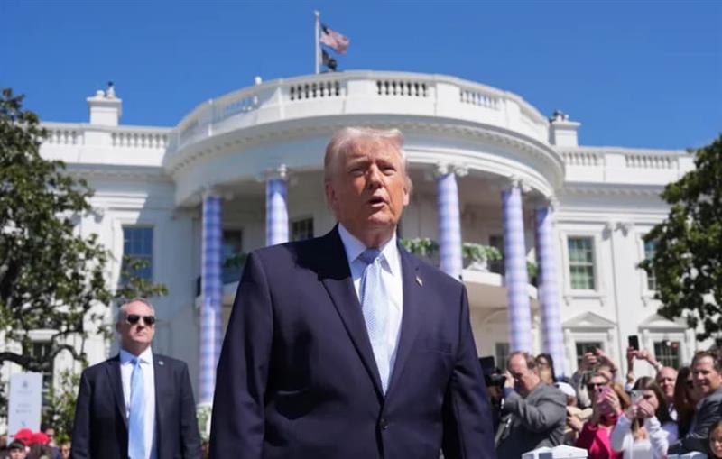 Трамп објасни зошто пцуел и се заканувал на Велигден: Да се прашувам јас, би им ја земал целата нафта на Иран!