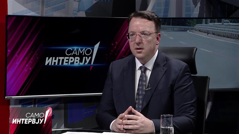 Николоски: Не знам дали има политички мотиви зад одлуката на банката да не го финансира автопатот Кичево-Охрид