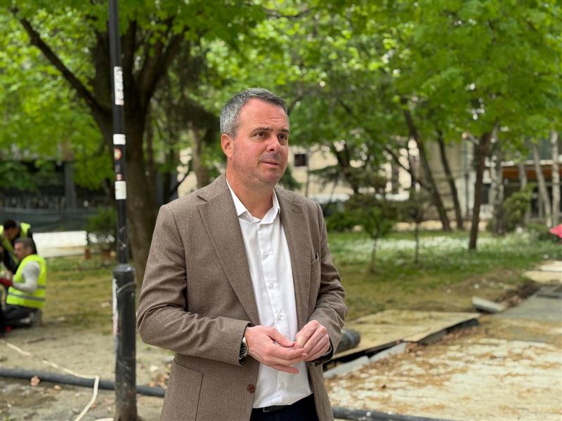 Герасимовски: Отстранети бесправно поставените објекти на влезот во Старата скопска чаршија