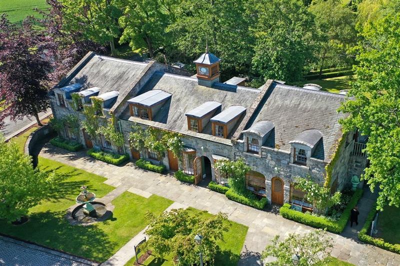 Се продава цело село во близина на Даблин, еве што се добива за 20 милиони евра (ВИДЕО)