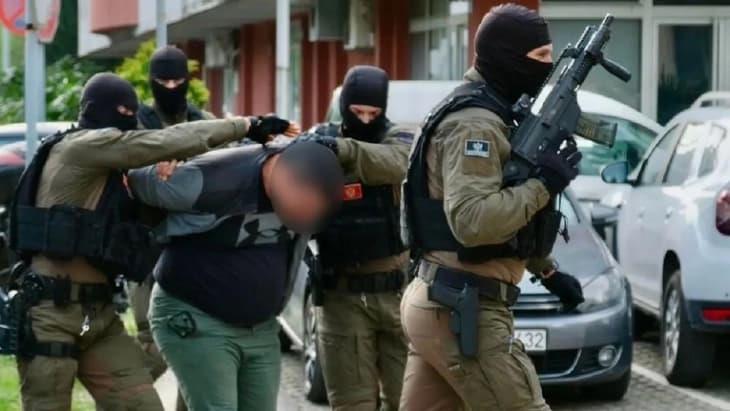 Во голема акција на Европол и црногорската полиција уапсени 12 членови на балкански картел 